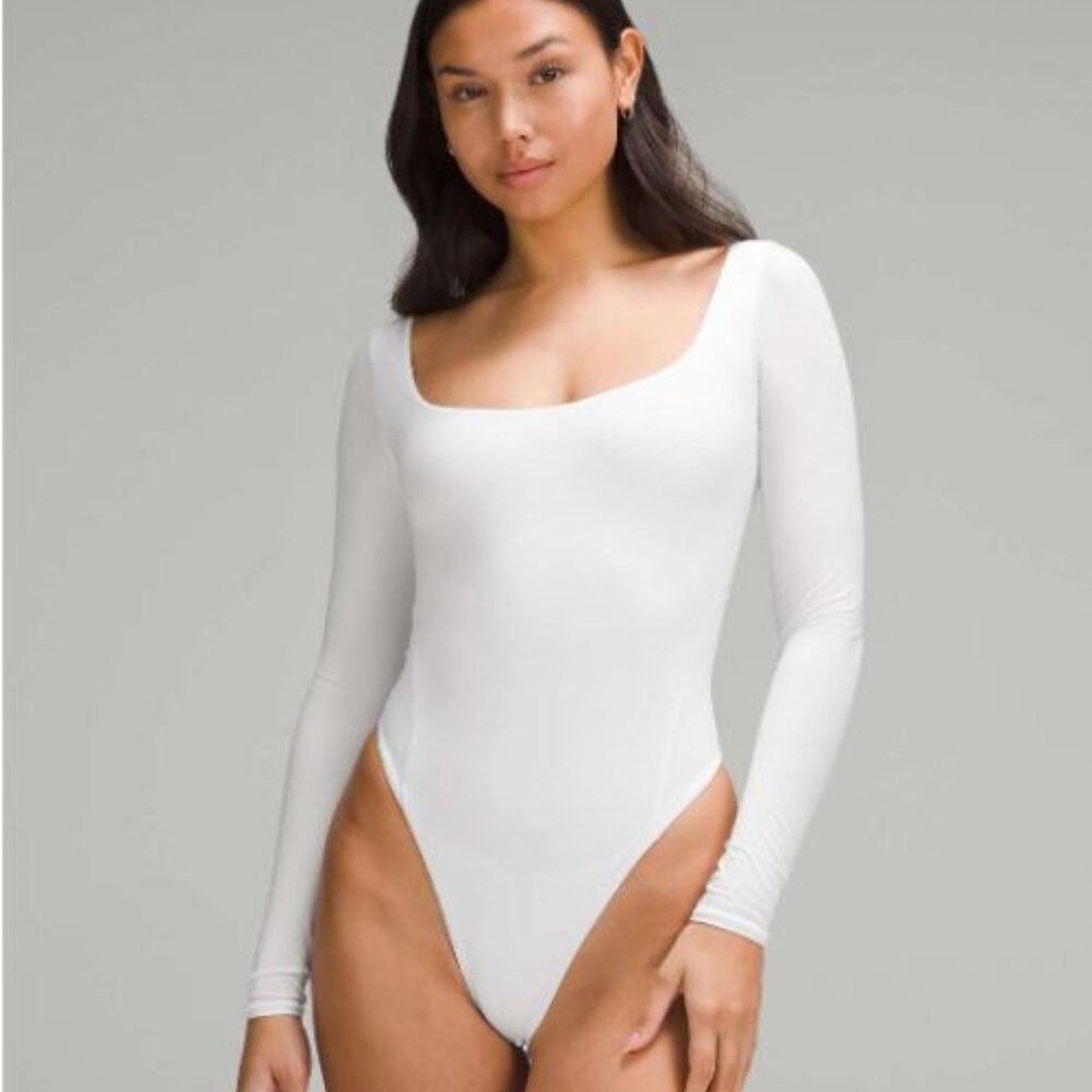 ✨NWT✨ Lulu's Square-Neck Long Sleeve Bodysuit